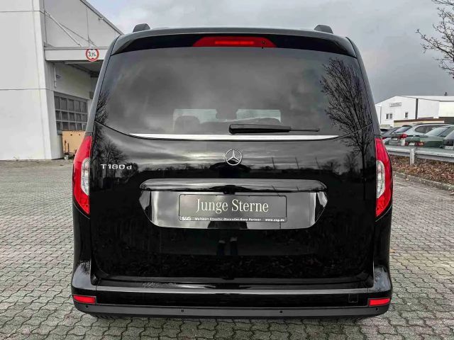 Mercedes-Benz T 180 180 d MBUX+RüKam+Lenkradhzg+LED