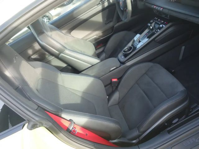 Porsche 992 Carrera Coupé GTS Turbo