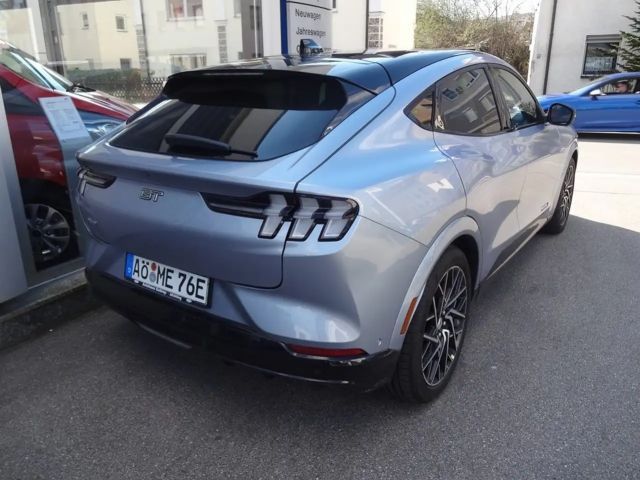 Ford Mustang Mach-E AWD GT