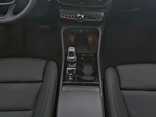 Volvo XC40 Dark Plus