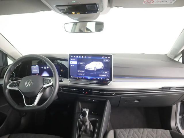 Volkswagen Golf Life Variant