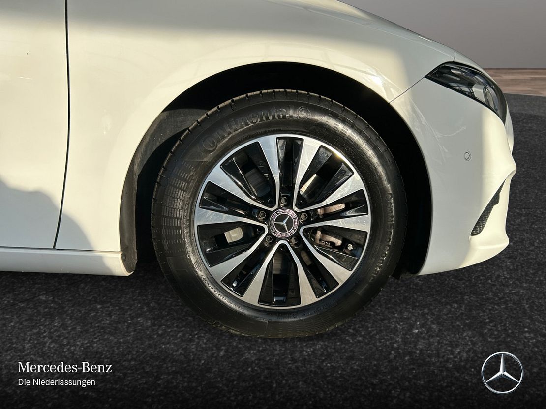 Mercedes-Benz A 180 A 180 d Style