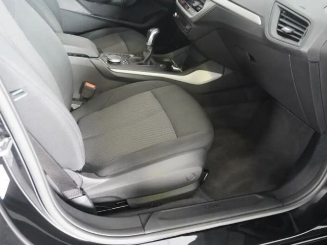 BMW 116 116i 5-deurs Sedan