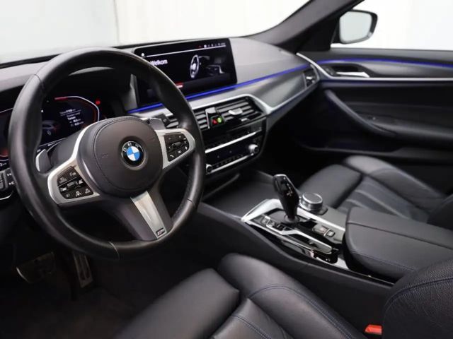 BMW 518 M PACK - PANODAK - ACC - AUTOM