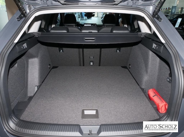 Volkswagen Golf DSG Style Variant