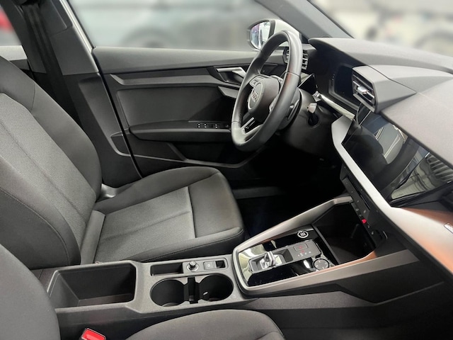 Audi A3 30 TFSI S-Tronic Sedan