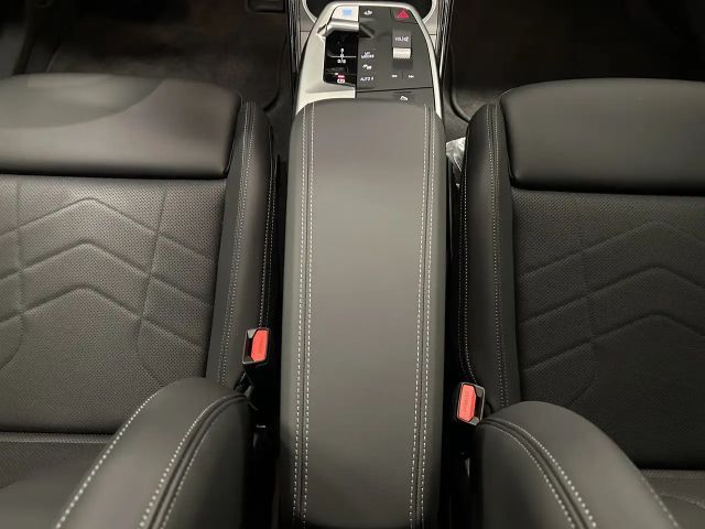 BMW iX2 Coupé M-Sport xDrive30