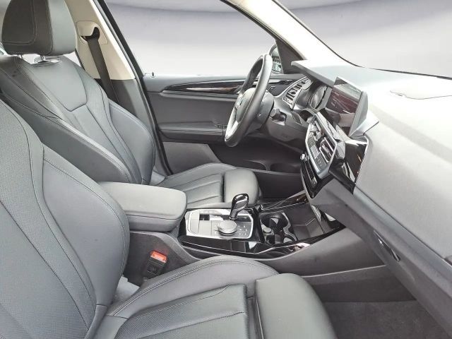 BMW X3 xDrive20i