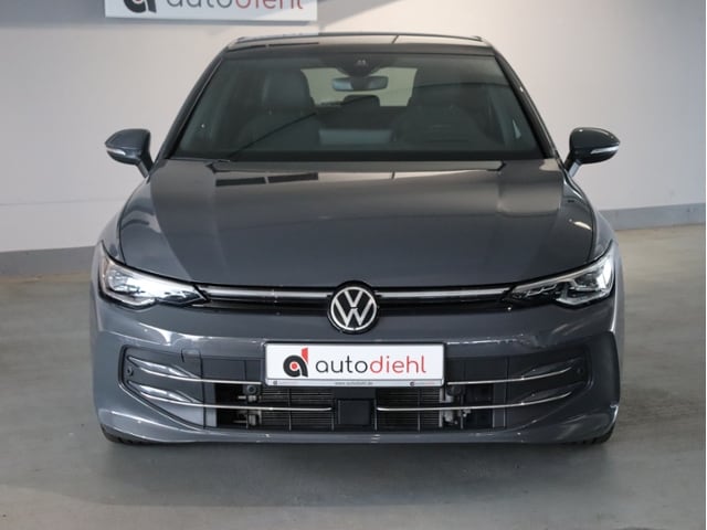 Volkswagen Golf 1.5 eTSI DSG Golf VIII