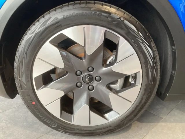 Ford Explorer Premium RWD