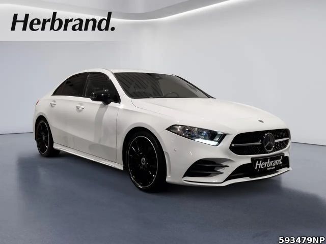 Mercedes-Benz A 180 AMG Line