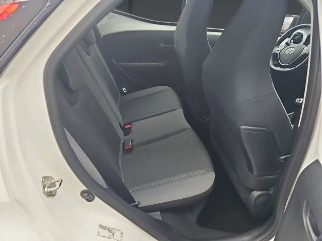 Toyota Aygo X Hatchback Play X-play