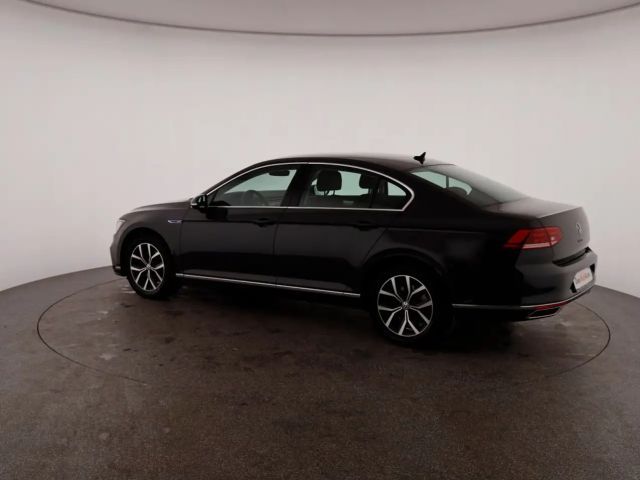Volkswagen Passat GTE