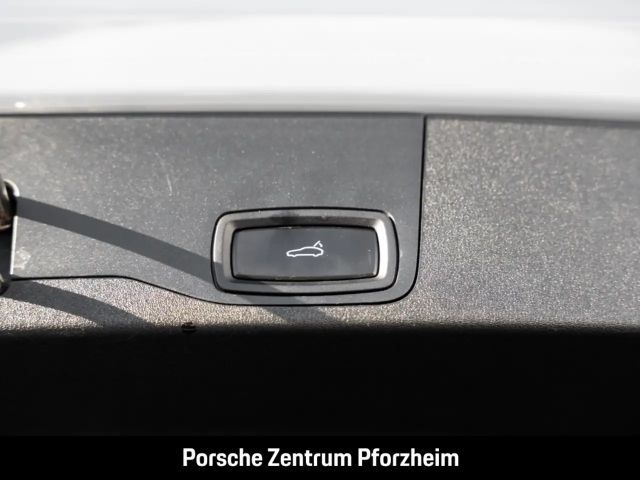 Porsche Taycan 4S Cross Turismo