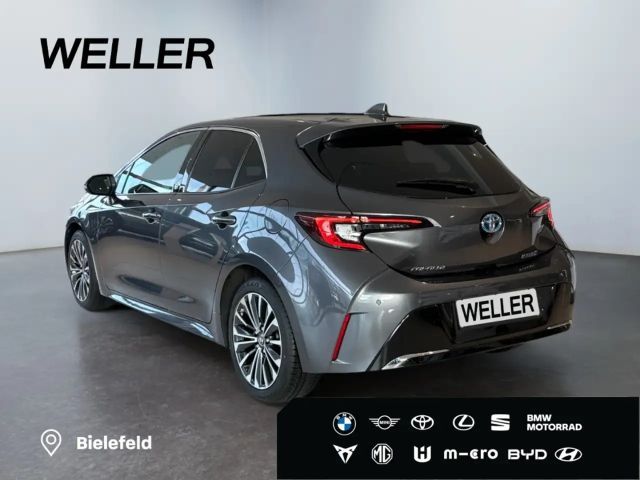 Toyota Corolla Hybride Team D