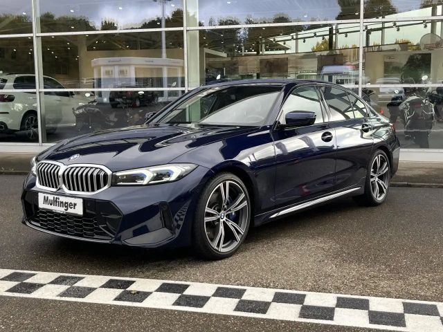 BMW 330 330i M-Sport Sedan xDrive