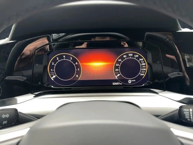 Volkswagen Golf 1.5 TSI Life