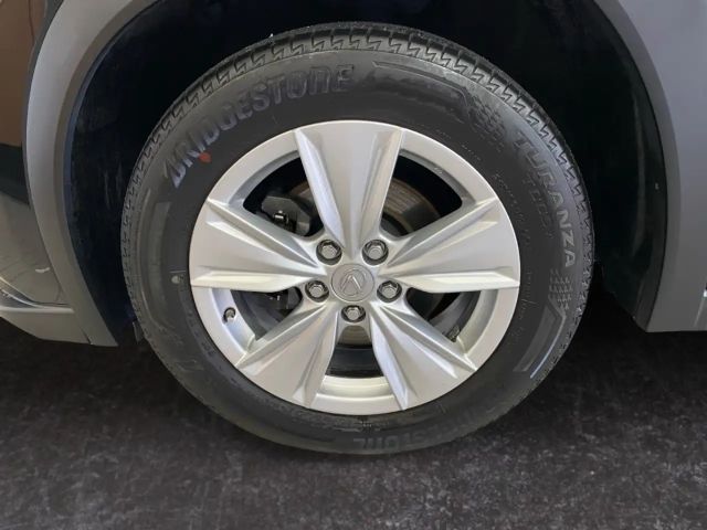 Lexus UX 250h