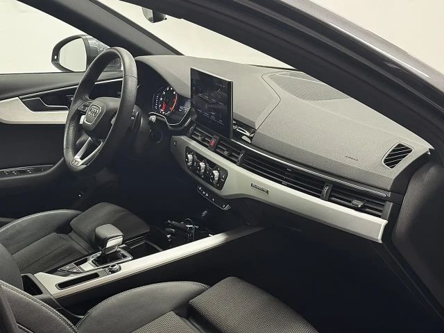 Audi A4 40 TFSI Avant Quattro S-Tronic