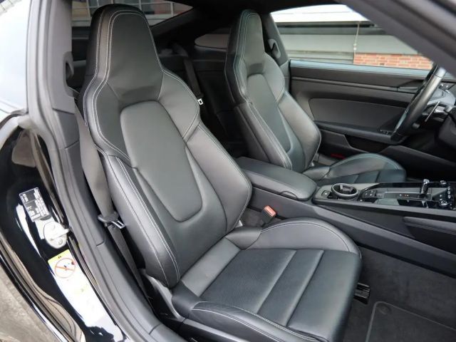 Porsche 992 4 Carrera GTS