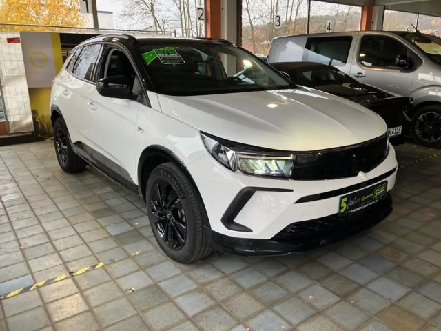 Opel Grandland X 1.2 Turbo