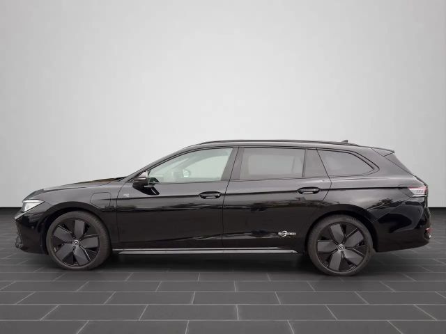 Volkswagen Passat R-Line eHybrid