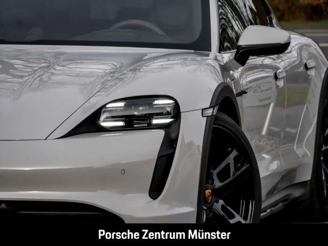 Porsche Taycan 4S Cross Turismo