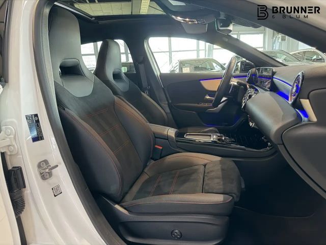 Mercedes-Benz A 220 4MATIC AMG Line