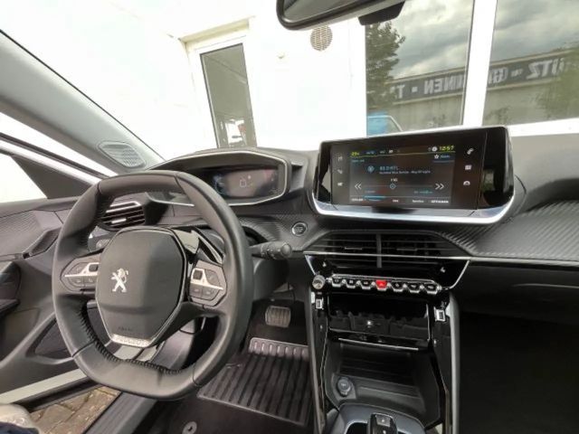 Peugeot E-2008 Allure Pack