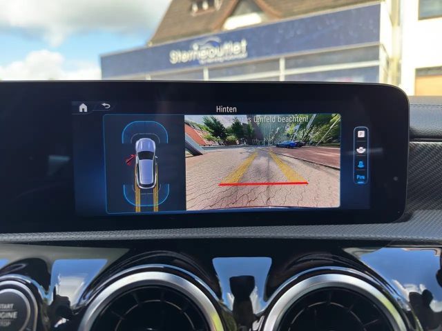 Mercedes-Benz CLA 180 Progressive