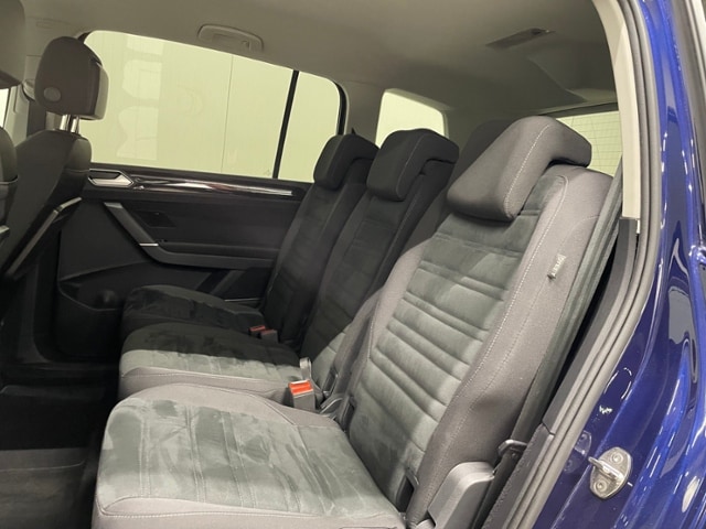 Volkswagen Touran 1.5 TSI DSG IQ.Drive