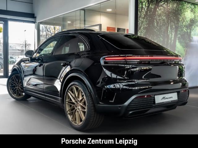 Porsche Macan 4