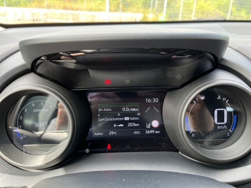 Toyota Yaris 5-deurs Basis Club Comfort