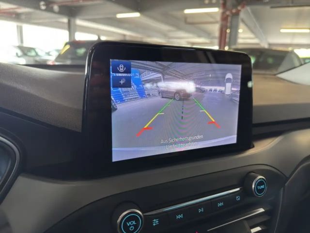 Ford Focus Cool & Connect EcoBoost Wagon