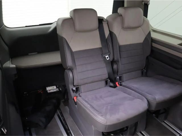 Volkswagen Multivan 2.0 TDI DSG Style T7