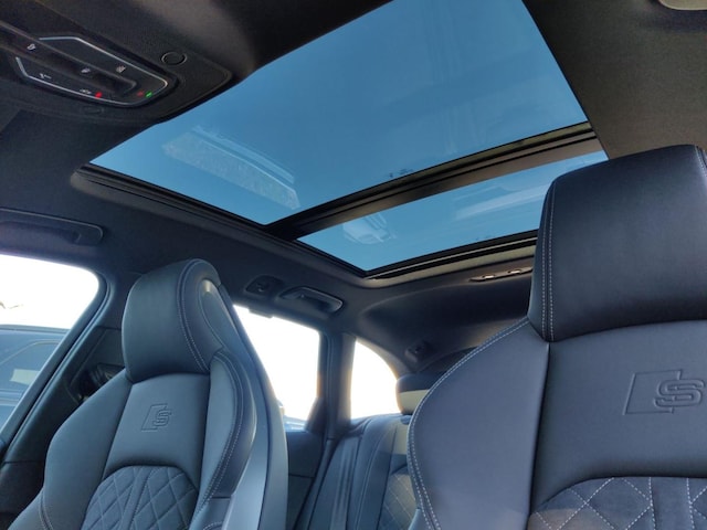 Audi A4 40 TDI Avant Quattro S-Line S-Tronic