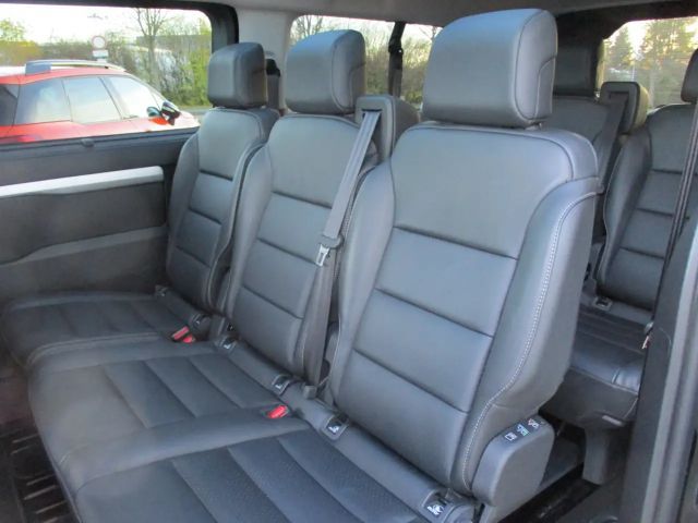 Citroën Spacetourer Shine