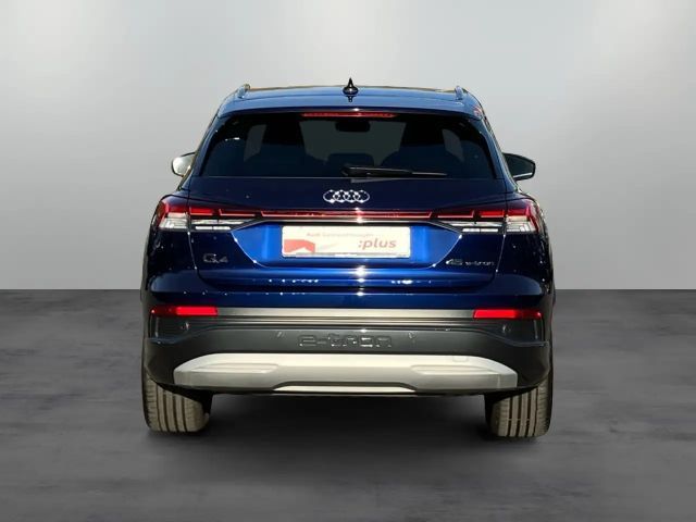 Audi Q4 e-tron advanced 45 / MMI-Navi plus, AHK, LED