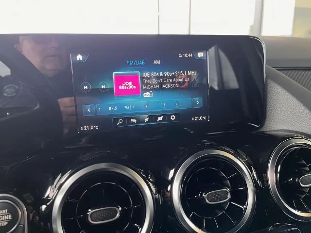 Mercedes-Benz GLA 180 AMG Line