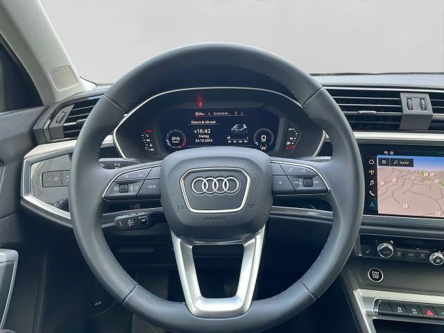 Audi Q3 35 TFSI S-Line