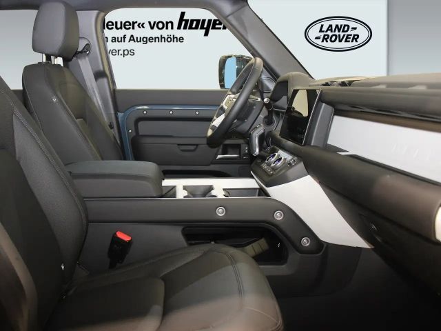 Land Rover Defender 110 D300 Dynamic SE