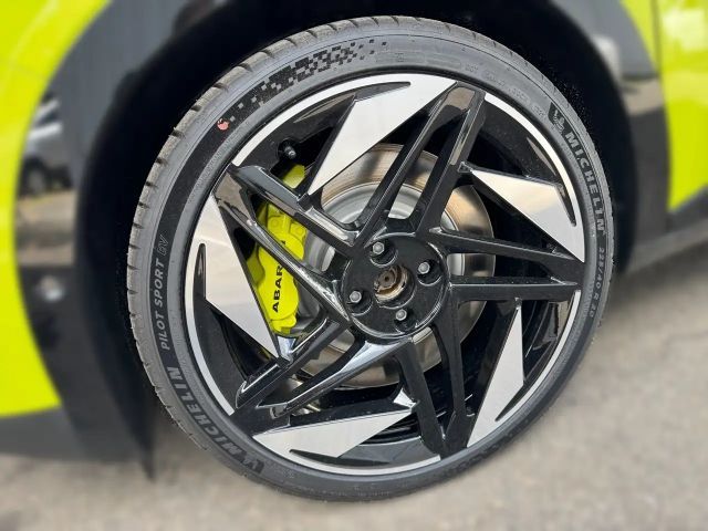 Abarth 600e Scorpionissima