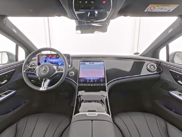 Mercedes-Benz EQE 300 Sedan