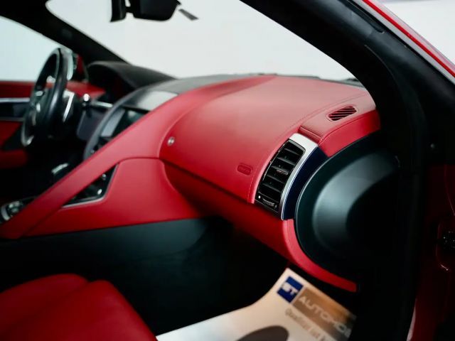 Jaguar F-Type Coupe R-Dynamic