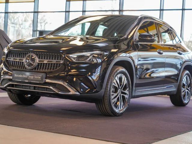 Mercedes-Benz GLA 200 GLA 200 d Progressive