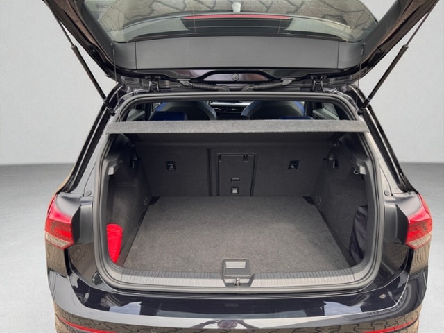 Volkswagen Golf 2.0 TSI Golf VIII