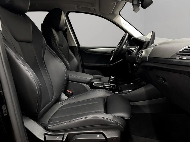 BMW X3 xDrive30e