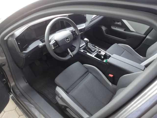Opel Astra 1.2 Turbo Enjoy Sports Tourer Turbo
