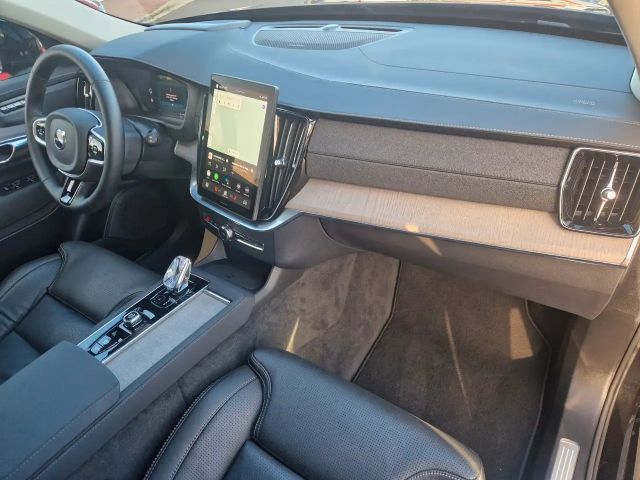 Volvo XC90 AWD Dark Plus Recharge