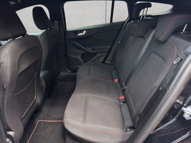 Ford Focus EcoBoost ST Line Wagon